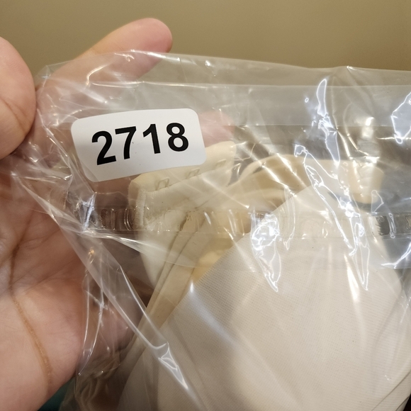 Warner's beige strapless Multiway bra size 36B - Picture 10 of 10